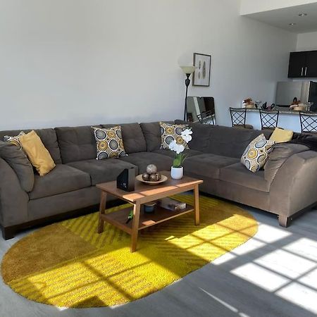 Cozy, High Rise, Large Studio Facing Downtown . Apartment Baltimore Exterior photo
